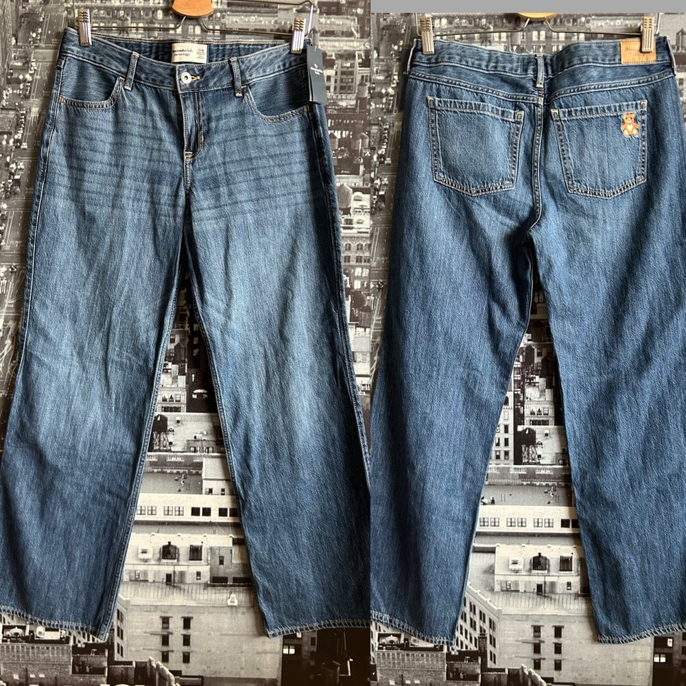 NWT Abercrombie Kids Low Rise Baggy Jeans